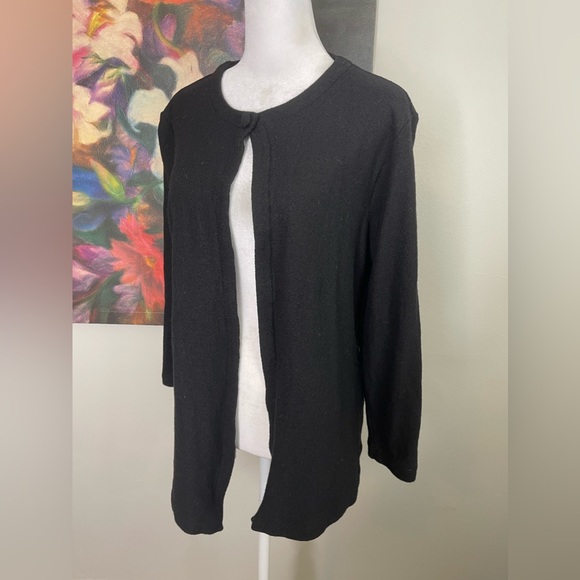 Eileen Fisher Black Wool Cardigan One Button Closure Long Sleeves Lagenlook M - Picture 4 of 11